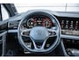 Volkswagen Touareg R 3.0 TSI eHybrid 462pk 4MOTION | Panoramadak | Trekhaak Uitklapbaar | Luchtvering | Soft Close | Head-up