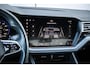 Volkswagen Touareg R 3.0 TSI eHybrid 462pk 4MOTION | Panoramadak | Trekhaak Uitklapbaar | Luchtvering | Soft Close | Head-up