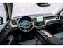 Volvo XC60 2.0 T6 Plug-in hybrid AWD Plus Dark | Trekhaak | Head-Up Display | Panoramadak | 360 Camera | Harman / Kardon | Memory Seats |
