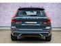 Volvo XC60 2.0 T6 Plug-in hybrid AWD Plus Dark | Trekhaak | Head-Up Display | Panoramadak | 360 Camera | Harman / Kardon | Memory Seats |