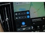 Volvo XC60 2.0 T6 Plug-in hybrid AWD Plus Dark | Trekhaak | Head-Up Display | Panoramadak | 360 Camera | Harman / Kardon | Memory Seats |