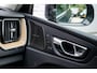 Volvo XC60 2.0 T6 Plug-in hybrid AWD Plus Dark | Trekhaak | Head-Up Display | Panoramadak | 360 Camera | Harman / Kardon | Memory Seats |