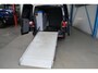 Volkswagen Transporter 2.0 TDI 150PK L2H1 28 Comfortline Automaat - Airco, Cruise, Navi, PDC, Camera, Carplay, Trekhaak.