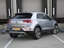 Volkswagen T-Roc Life 1.0 TSI 110pk 18''LM | ADAPT. CC | PDC | APPLE-CRPLAY | CLIMA | STOELVERW.