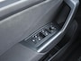 Volkswagen T-Roc Life 1.0 TSI 110pk 18''LM | ADAPT. CC | PDC | APPLE-CRPLAY | CLIMA | STOELVERW.