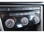 Volkswagen T-Roc 1.5 TSI Style 150PK AUTOMAAT | Cruise control adaptief | Hill hold functie | Navigatiesysteem