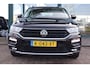 Volkswagen T-Roc 1.5 TSI Style 150PK AUTOMAAT | Cruise control adaptief | Hill hold functie | Navigatiesysteem
