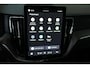 Volvo XC60 T8 Plug-in hybrid AWD Ultra Black Edition | Luchtvering | Bowers & Wilkins Premium Audio | Verwarmbare voorstoelen met massage en ventilatie | 360° Parkeercamera | Parkeersensoren voor + achter | Google Infotainment | Parkeerverwarming | Nieuw Model | Nappa Lederen bekleding