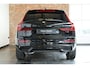 Volvo XC60 T8 Plug-in hybrid AWD Ultra Black Edition | Luchtvering | Bowers & Wilkins Premium Audio | Verwarmbare voorstoelen met massage en ventilatie | 360° Parkeercamera | Parkeersensoren voor + achter | Google Infotainment | Parkeerverwarming | Nieuw Model | Nappa Lederen bekleding