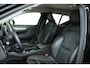 Volvo XC40 T5 Twin Engine Inscription | Stoelverwarming | Parkeersensoren voor + achter | Parkeercamera | Volvo on Call | Navigatie | Lederen bekleding | 1ste Eigenaar | Dealeronderhouden |