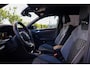 Volkswagen T-Roc 1.5 TSI R-Line Business | CAMERA | STOEL & STUURVERW | PDC V&A | 18'' | CARPLAY |