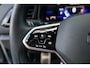 Volkswagen T-Roc 1.5 TSI R-Line Business | CAMERA | STOEL & STUURVERW | PDC V&A | 18'' | CARPLAY |