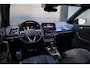 Volkswagen T-Roc 1.5 TSI R-Line Business | CAMERA | STOEL & STUURVERW | PDC V&A | 18'' | CARPLAY |