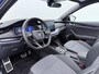 Skoda Octavia Combi 1.5 TSI MHEV Sportline Business | Pano dak | Trekhaak | Elek. Achterklep | Keyless | Camera | 18'' |
