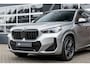 BMW X1 xDrive25e M Sport | Panorama | Shadow | ACC | Camera | Adap. led | Trekhaak | Stoelverwarming | 19 inch |