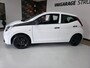Toyota Aygo 1.0 VVT-i x-fun | cruise | ac | onderh.aanwzg | 1e eigenaar | NL