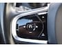 Volvo XC60 B4 197PK Automaat R-Design / Adaptive Cruise control / Elektrische stoelen / Best. stoel met geheugen / Elektrisch panorama schuif-/kanteldak / Stuurverwarming / Stoelverwarming / Achteruitrijcamera / Harman Kardon