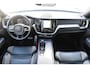 Volvo XC60 B4 197PK Automaat R-Design / Adaptive Cruise control / Elektrische stoelen / Best. stoel met geheugen / Elektrisch panorama schuif-/kanteldak / Stuurverwarming / Stoelverwarming / Achteruitrijcamera / Harman Kardon