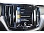Volvo XC60 B4 197PK Automaat R-Design / Adaptive Cruise control / Elektrische stoelen / Best. stoel met geheugen / Elektrisch panorama schuif-/kanteldak / Stuurverwarming / Stoelverwarming / Achteruitrijcamera / Harman Kardon