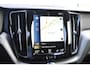 Volvo XC60 B4 197PK Automaat R-Design / Adaptive Cruise control / Elektrische stoelen / Best. stoel met geheugen / Elektrisch panorama schuif-/kanteldak / Stuurverwarming / Stoelverwarming / Achteruitrijcamera / Harman Kardon