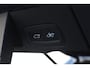 Volvo XC60 B4 197PK Automaat R-Design / Adaptive Cruise control / Elektrische stoelen / Best. stoel met geheugen / Elektrisch panorama schuif-/kanteldak / Stuurverwarming / Stoelverwarming / Achteruitrijcamera / Harman Kardon