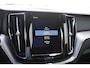 Volvo XC60 B4 197PK Automaat R-Design / Adaptive Cruise control / Elektrische stoelen / Best. stoel met geheugen / Elektrisch panorama schuif-/kanteldak / Stuurverwarming / Stoelverwarming / Achteruitrijcamera / Harman Kardon