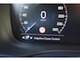 Volvo XC60 B4 197PK Automaat R-Design / Adaptive Cruise control / Elektrische stoelen / Best. stoel met geheugen / Elektrisch panorama schuif-/kanteldak / Stuurverwarming / Stoelverwarming / Achteruitrijcamera / Harman Kardon