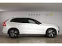 Volvo XC60 B4 197PK Automaat R-Design / Adaptive Cruise control / Elektrische stoelen / Best. stoel met geheugen / Elektrisch panorama schuif-/kanteldak / Stuurverwarming / Stoelverwarming / Achteruitrijcamera / Harman Kardon