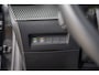 Peugeot e-208 EV GT Pack 50 kWh | Camera | Apple Carplay/Android Auto | Cruise control adaptief | Keyless | Lederen/alcantara bekleding | Digitaal dashboard | Achteruitrijcamera | Apple Carplay/Android Auto|telefoonintegratie premium | Cruise control adaptief met Stop&Go en stuurhulp