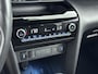 Toyota Yaris Cross 1.5 Hybrid Adventure Limited | Treeplanken | Parkeersensoren V+A | LM-Velgen | Afneembare Trekhaak |