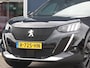 Peugeot e-2008 EV GT Pack 50 kWh 1ste Eigenaar | Panorama-dak | Stoelverwarming | LED | Keyless | 18" LMV | Apple Carplay & Android Auto