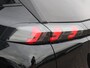 Peugeot e-2008 EV GT Pack 50 kWh 1ste Eigenaar | Panorama-dak | Stoelverwarming | LED | Keyless | 18" LMV | Apple Carplay & Android Auto