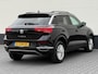 Volkswagen T-Roc 1.0 TSI 116pk Style Business | ECC | Stoelverwarming | Achteruitrijcamera