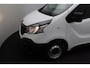 Renault Trafic 1.6 dCi T29 L2H1 Comfort 2017 | Airco | Trekhaak | Cruise Control | Achteruitrij Camera | Regensensor | Boekjes | 2 Sleutels