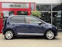 Volkswagen Up! 1.0 5 DEURS *!* CLUB *!* NAVI/ STOELVERWARMING/ LMV/ PRIVACY GLAS *!*