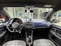 Volkswagen Up! 1.0 5 DEURS *!* CLUB *!* NAVI/ STOELVERWARMING/ LMV/ PRIVACY GLAS *!*