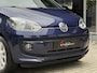 Volkswagen Up! 1.0 5 DEURS *!* CLUB *!* NAVI/ STOELVERWARMING/ LMV/ PRIVACY GLAS *!*