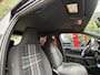 Volkswagen Up! 1.0 5 DEURS *!* CLUB *!* NAVI/ STOELVERWARMING/ LMV/ PRIVACY GLAS *!*