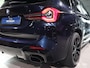 BMW X3 xDr30e M SPORT / BLACK PACK / SCHAAL STOELEN / H&K / HUD / PANO / 20