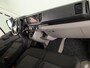 Volkswagen Crafter 35 2.0 TDI L3H3 Highline EURO VI 140 pk Automaat | Verlengde garantie | Navigatie | Trekhaak | Parkeersensoren | Achteruitrijcamera | Geveerde bestuurdersstoel |