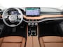 Skoda Superb Combi 1.5 TSI MHEV First Edition 150pk | Panoramadak | Leder | Light & View | Verlengde garantie | 19 inch Lichtmetalen velgen