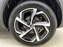 Citroën C5 Aircross SUV Business Plus 130pk Automaat | Navigatie | Achteruitrijcamera | Climate Control | Adaptieve Cruise Control | Half lederen comfortstoelen | Led koplampen | Parkeersensoren v+a | Keyless | Dodehoeksensor | Bluetooth | Apple Carplay / Android Auto | Draadloze telefoonlader | DAB+ radio | Donker getint glas | All seasonbanden | 18" lichtmetalen velgen |
