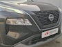 Nissan X-Trail 1.5 e-Power Tekna Automaat / Fabrieksgarantie tot 05-2028 / Dealer onderhouden / All Season banden / Stuur-, Stoel en Achterbank verwarming / Head Up Display / Elektrische achterklep / Rondomzicht camera / Adaptief CC /