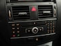 Mercedes-Benz C-klasse 180 CGI BlueEFFICIENCY Business Class Avantgarde Half leder, Navi, Parkeersensoren, Trekaak, Mistlamp, Cruise control, Lichtmetalen velgen