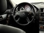 Mercedes-Benz C-klasse 180 CGI BlueEFFICIENCY Business Class Avantgarde Half leder, Navi, Parkeersensoren, Trekaak, Mistlamp, Cruise control, Lichtmetalen velgen