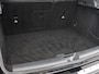Mercedes-Benz GLA 200 AMG Line | Panoramadak | Stoelverwarming | Leder/Alcantara | Bi-Xenon | Sportstoelen | Bluetooth | Airco | 19'' | Getint glas