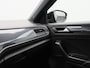 Volkswagen T-Roc 1.5 TSi 150 Pk Automaat R line | Trekhaak | Stoelverwarming | Panorama dak | Camera | Adaptive Cruise | Climatronic | Carplay | 19 Inch | 58.509 Km !!