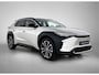 Toyota BZ4X Premium 4WD 71 kWh | BTW voertuig | Trekhaak afneembaar | Panoramadak | JBL | 360 Camera | Dodehoek detectie | Stoelventilatie | Stoel+stuurverwarming + achterbank | Parkeersensoren voor+achter met assistent |