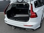 Volvo V60 2.0 B3 163PK Momentum R-Design | Camera | Trekhaak | Stoel & Stuur verw. | €23.900,- incl. BTW