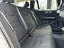 Volvo V60 2.0 B3 163PK Momentum R-Design | Camera | Trekhaak | Stoel & Stuur verw. | €22.900,- incl. BTW